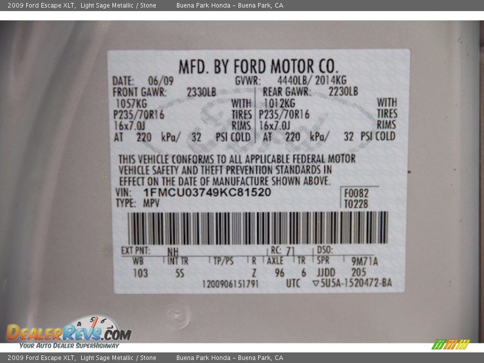 2009 Ford Escape XLT Light Sage Metallic / Stone Photo #30