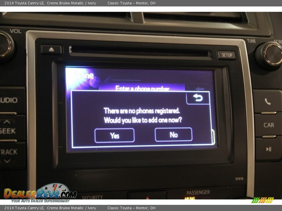 2014 Toyota Camry LE Creme Brulee Metallic / Ivory Photo #10