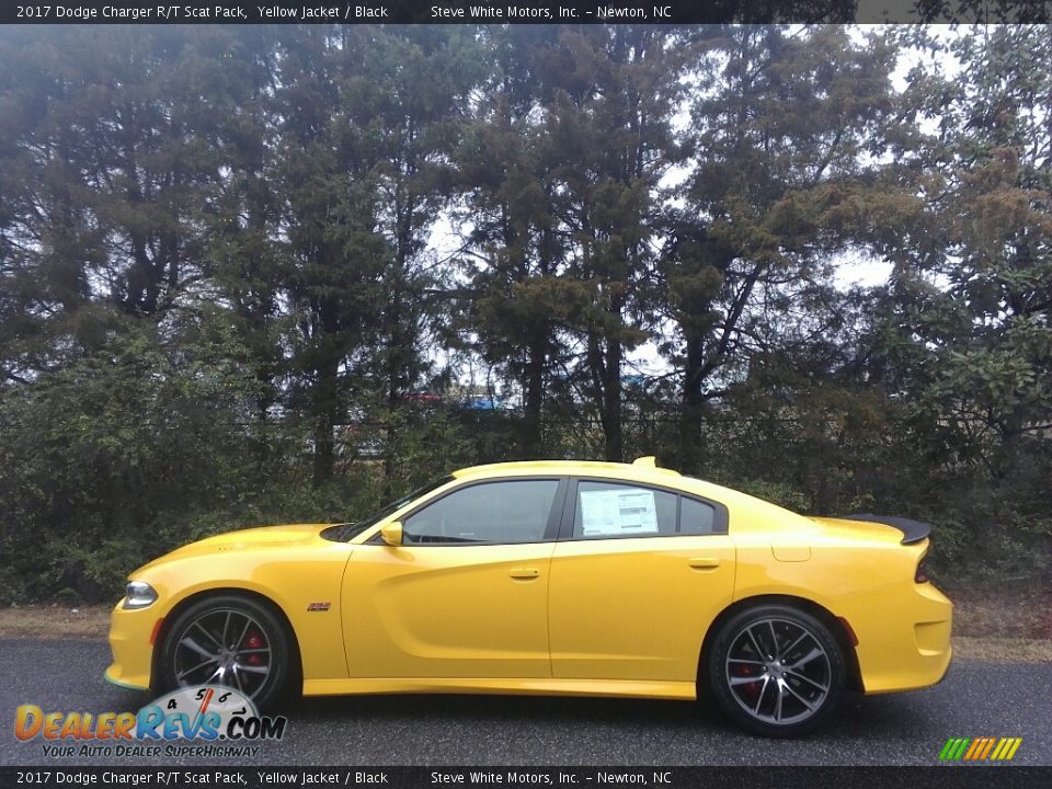 Yellow Jacket 2017 Dodge Charger R/T Scat Pack Photo #1
