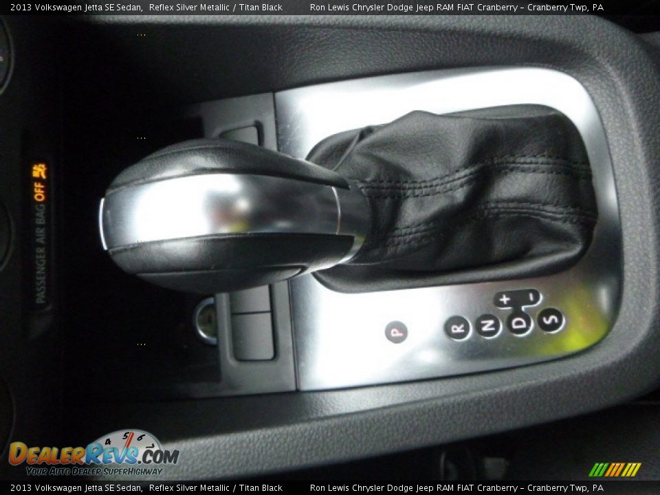 2013 Volkswagen Jetta SE Sedan Reflex Silver Metallic / Titan Black Photo #19