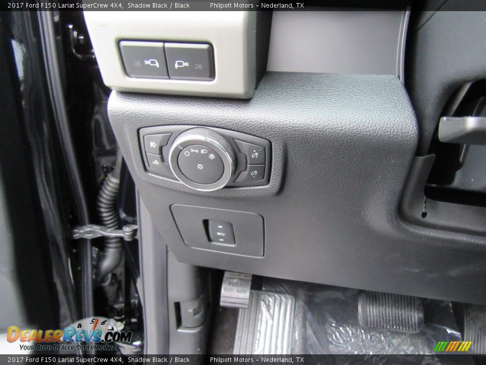 2017 Ford F150 Lariat SuperCrew 4X4 Shadow Black / Black Photo #35