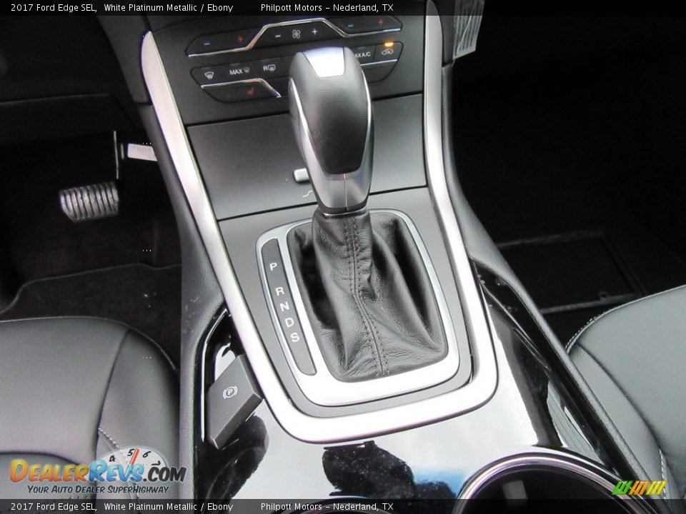2017 Ford Edge SEL Shifter Photo 28