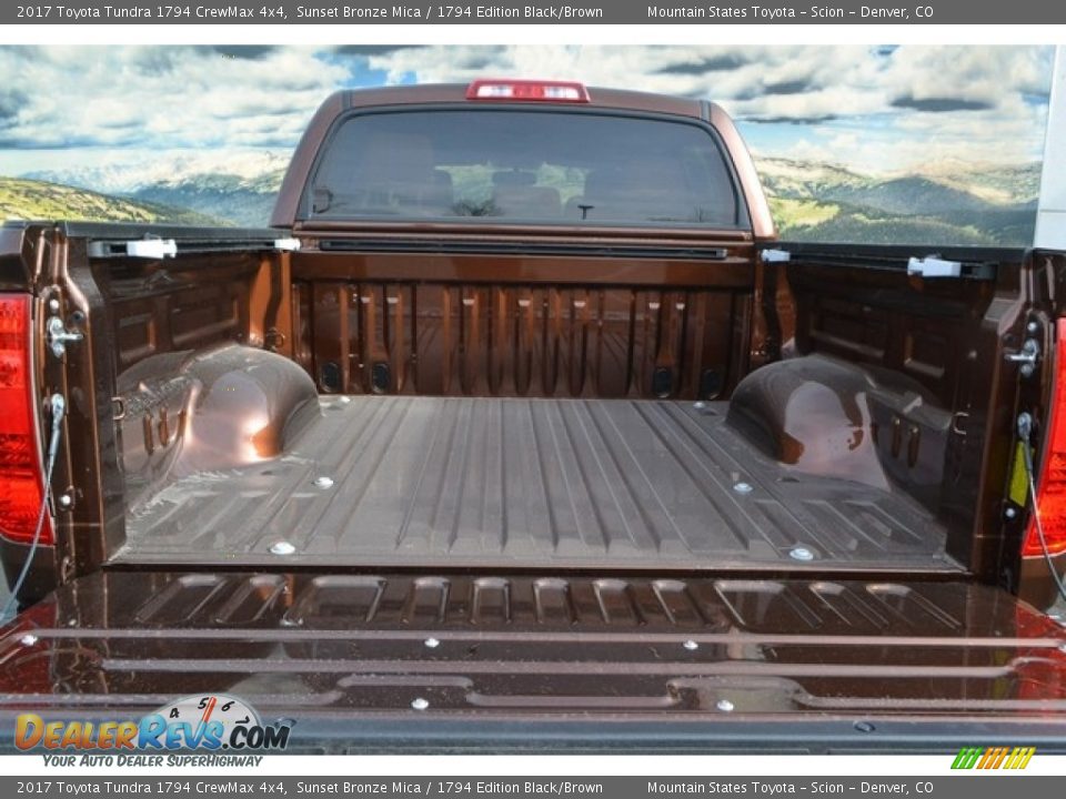 2017 Toyota Tundra 1794 CrewMax 4x4 Sunset Bronze Mica / 1794 Edition Black/Brown Photo #8
