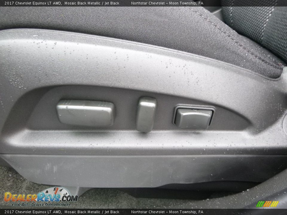 2017 Chevrolet Equinox LT AWD Mosaic Black Metallic / Jet Black Photo #16