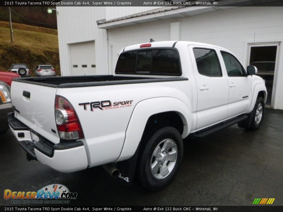 2015 Toyota Tacoma TRD Sport Double Cab 4x4 Super White / Graphite Photo #8
