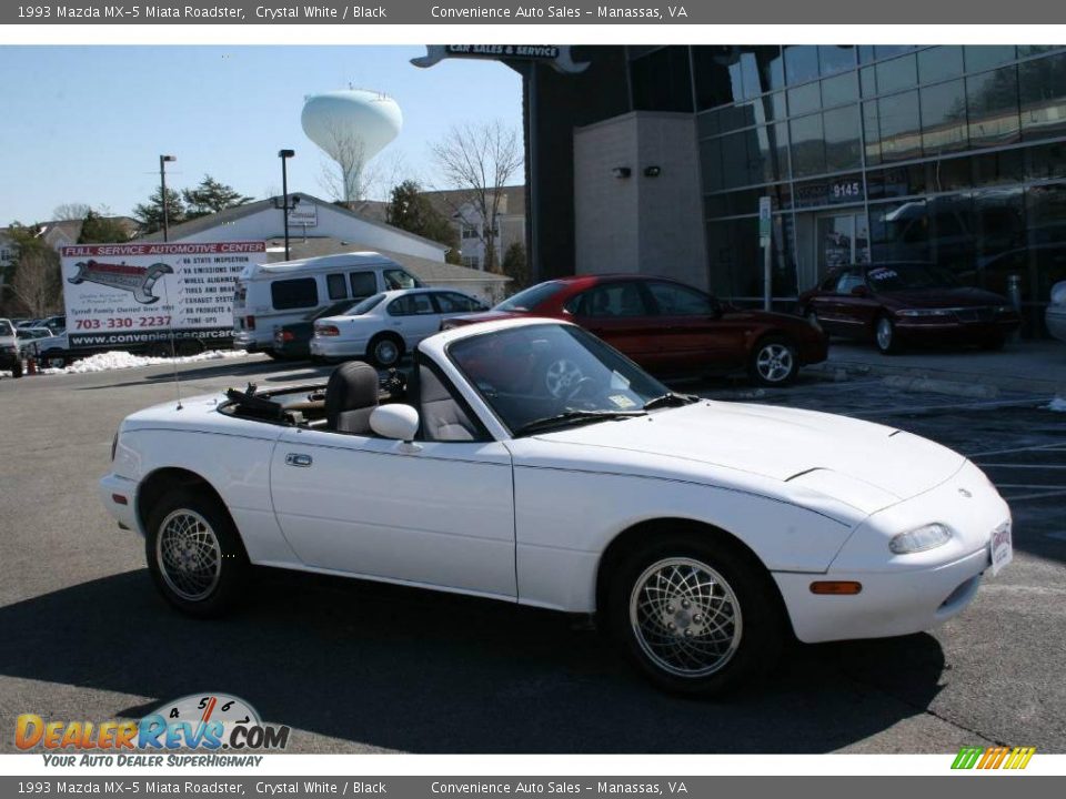 1993 Mazda MX-5 Miata Roadster Crystal White / Black Photo #2