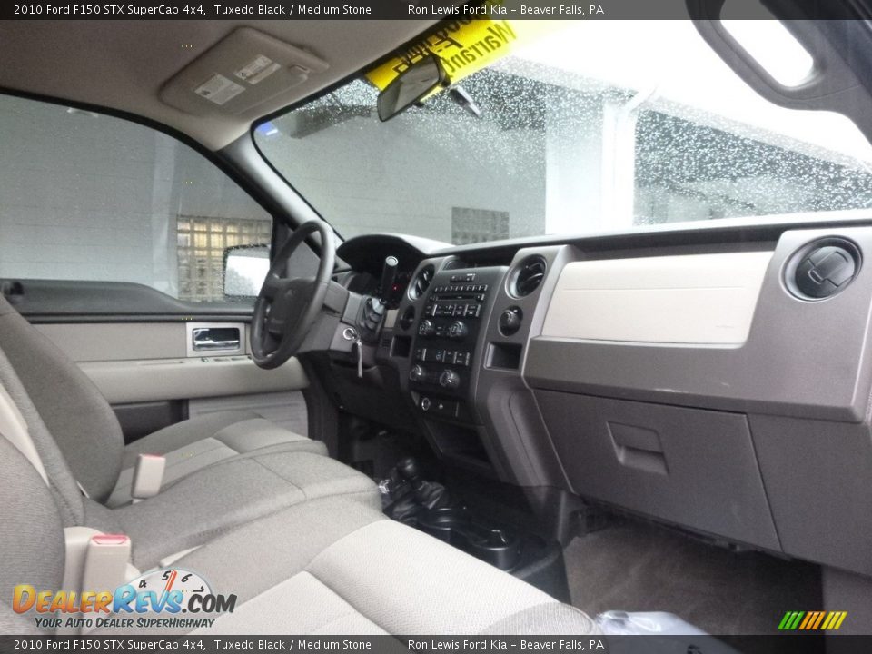 2010 Ford F150 STX SuperCab 4x4 Tuxedo Black / Medium Stone Photo #2