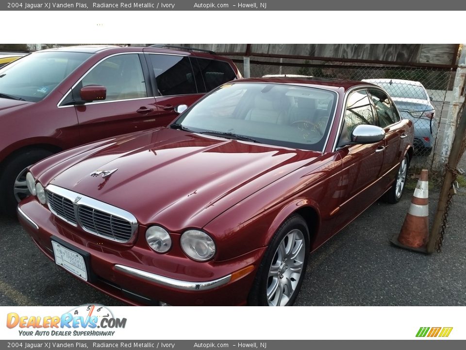 2004 Jaguar XJ Vanden Plas Radiance Red Metallic / Ivory Photo #1
