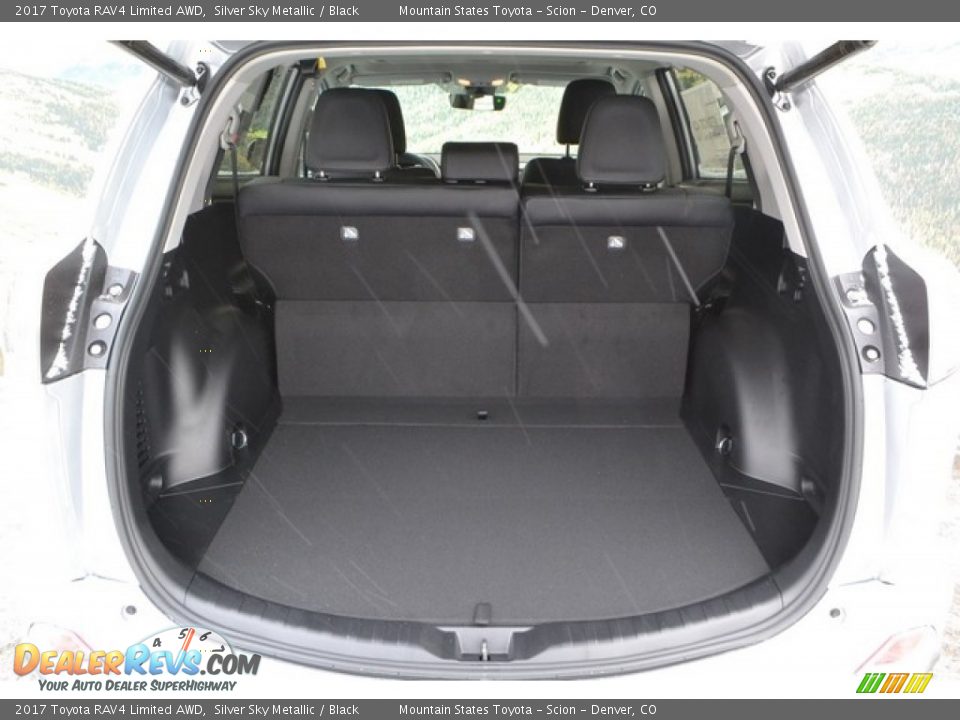 2017 Toyota RAV4 Limited AWD Silver Sky Metallic / Black Photo #8