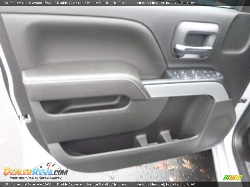 2017 Chevrolet Silverado 1500 LT Double Cab 4x4 Silver Ice Metallic / Jet Black Photo #13