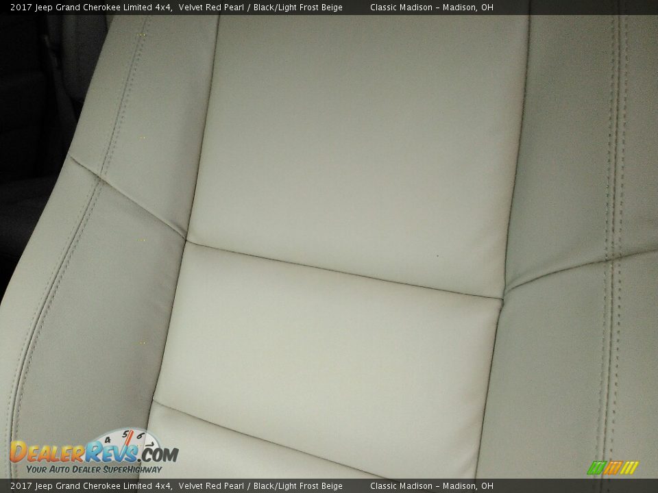 2017 Jeep Grand Cherokee Limited 4x4 Velvet Red Pearl / Black/Light Frost Beige Photo #6