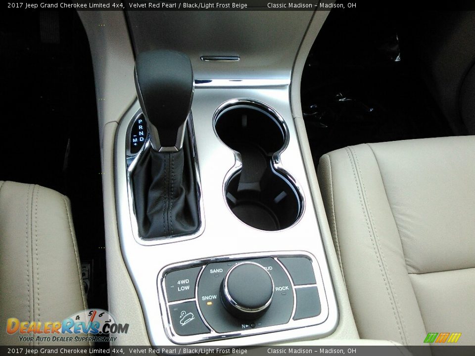 2017 Jeep Grand Cherokee Limited 4x4 Velvet Red Pearl / Black/Light Frost Beige Photo #7