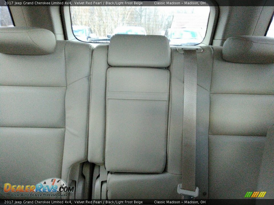 2017 Jeep Grand Cherokee Limited 4x4 Velvet Red Pearl / Black/Light Frost Beige Photo #13