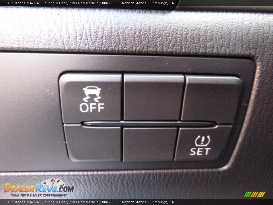 2017 Mazda MAZDA3 Touring 4 Door Soul Red Metallic / Black Photo #13