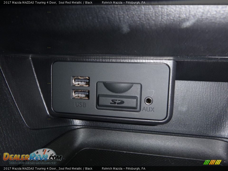 2017 Mazda MAZDA3 Touring 4 Door Soul Red Metallic / Black Photo #19