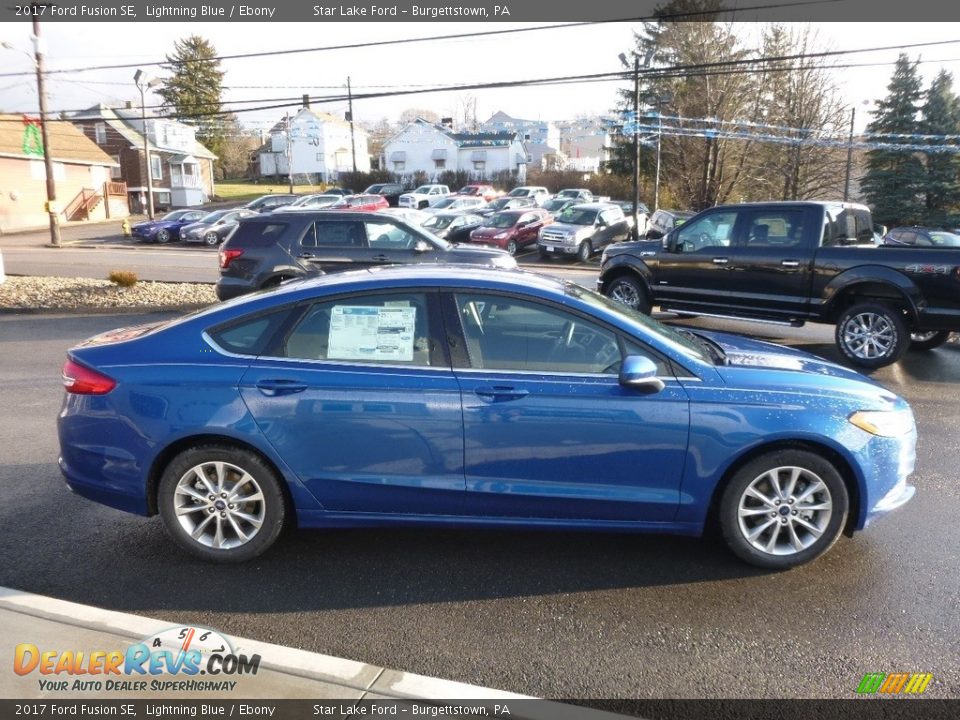 2017 Ford Fusion SE Lightning Blue / Ebony Photo #4