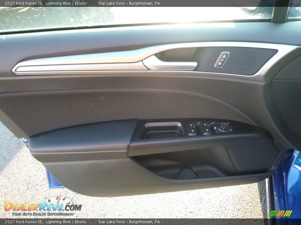 2017 Ford Fusion SE Lightning Blue / Ebony Photo #12
