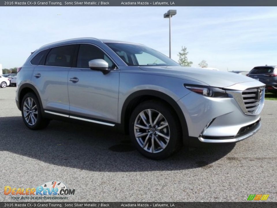 Front 3/4 View of 2016 Mazda CX-9 Grand Touring Photo #4