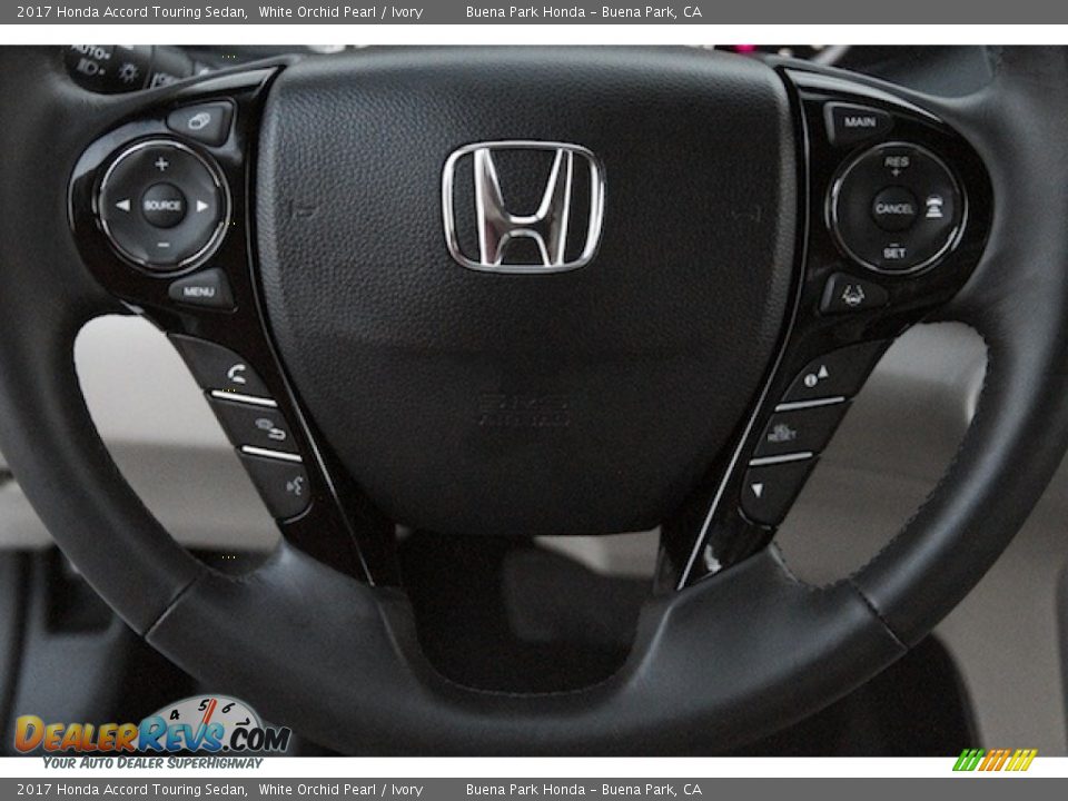 2017 Honda Accord Touring Sedan White Orchid Pearl / Ivory Photo #10