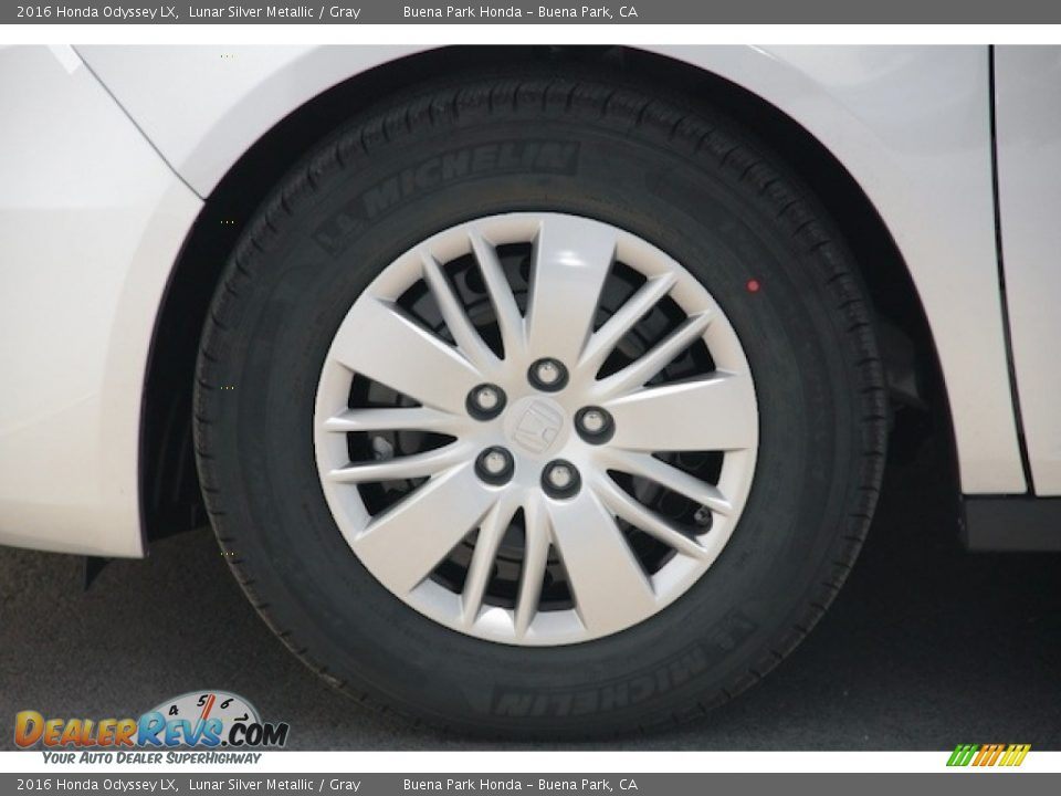 2016 Honda Odyssey LX Lunar Silver Metallic / Gray Photo #6