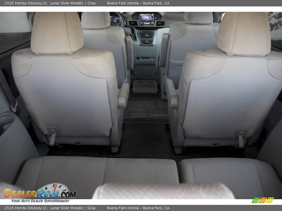 2016 Honda Odyssey LX Lunar Silver Metallic / Gray Photo #17