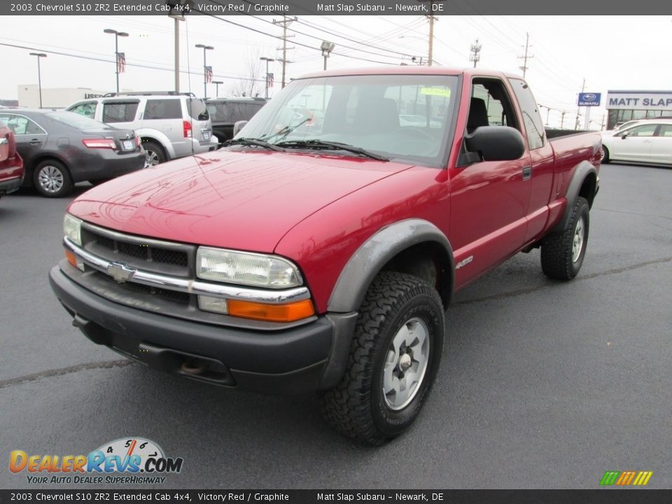 2003 Chevrolet S10 ZR2 Extended Cab 4x4 Victory Red / Graphite Photo #2