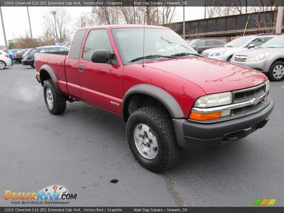 2003 Chevrolet S10 ZR2 Extended Cab 4x4 Victory Red / Graphite Photo #4