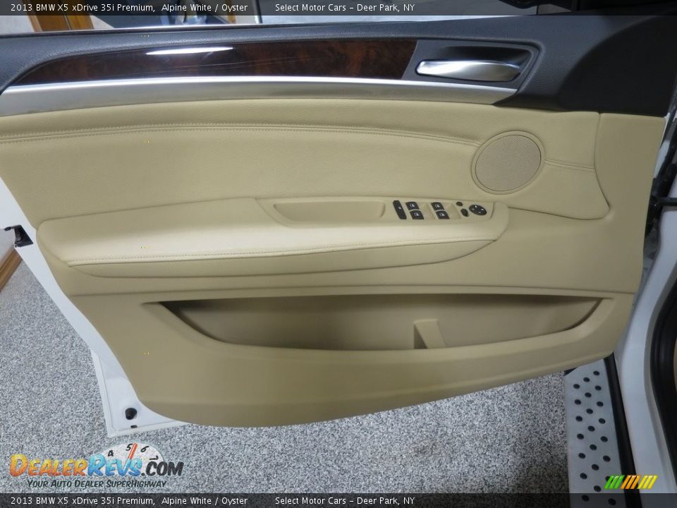 2013 BMW X5 xDrive 35i Premium Alpine White / Oyster Photo #19