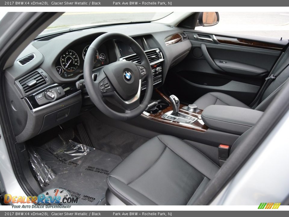 Black Interior - 2017 BMW X4 xDrive28i Photo #10