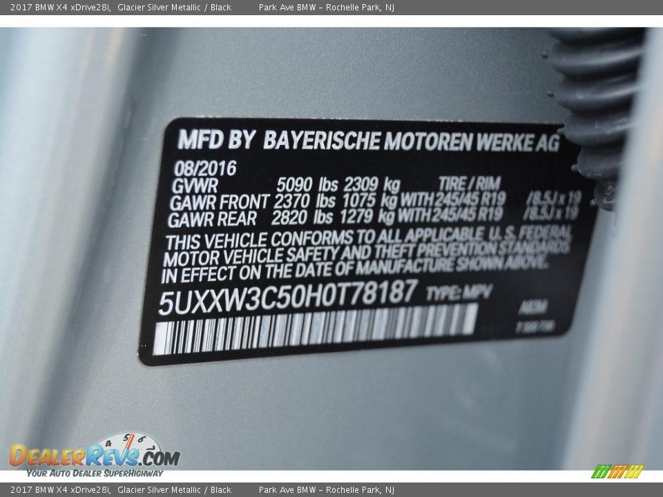 2017 BMW X4 xDrive28i Glacier Silver Metallic / Black Photo #34