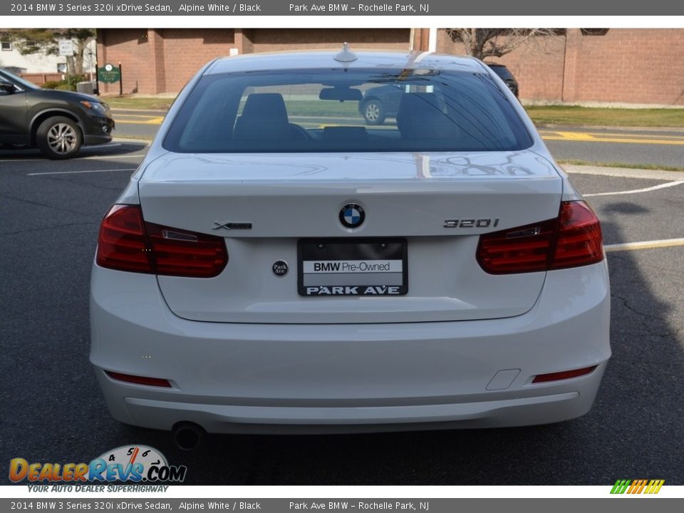 2014 BMW 3 Series 320i xDrive Sedan Alpine White / Black Photo #4