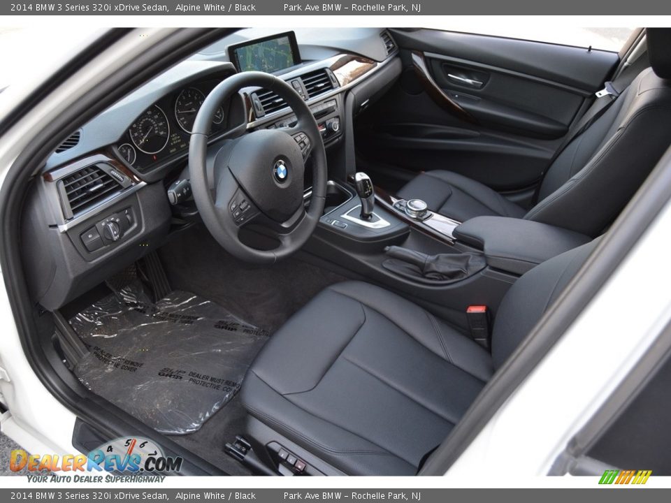 2014 BMW 3 Series 320i xDrive Sedan Alpine White / Black Photo #10