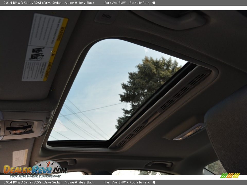 2014 BMW 3 Series 320i xDrive Sedan Alpine White / Black Photo #14