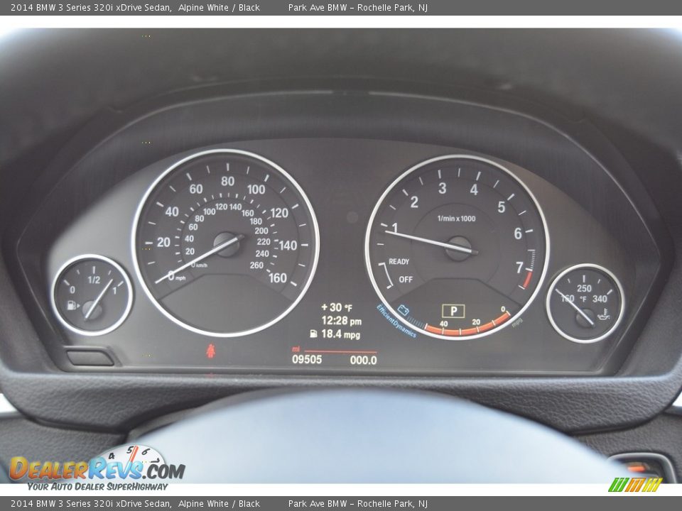 2014 BMW 3 Series 320i xDrive Sedan Alpine White / Black Photo #21