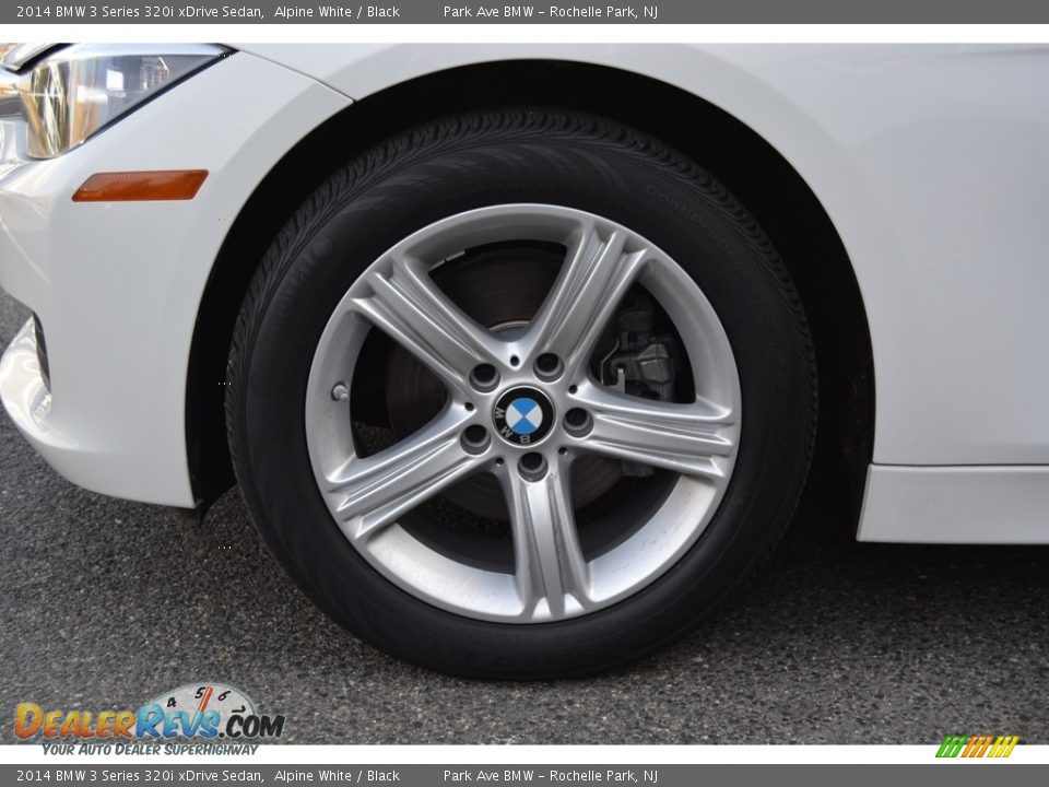 2014 BMW 3 Series 320i xDrive Sedan Alpine White / Black Photo #32
