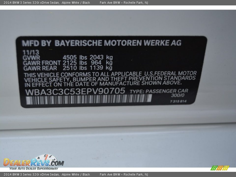 2014 BMW 3 Series 320i xDrive Sedan Alpine White / Black Photo #34