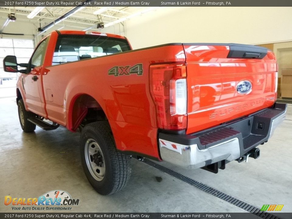 2017 Ford F250 Super Duty XL Regular Cab 4x4 Race Red / Medium Earth Gray Photo #4