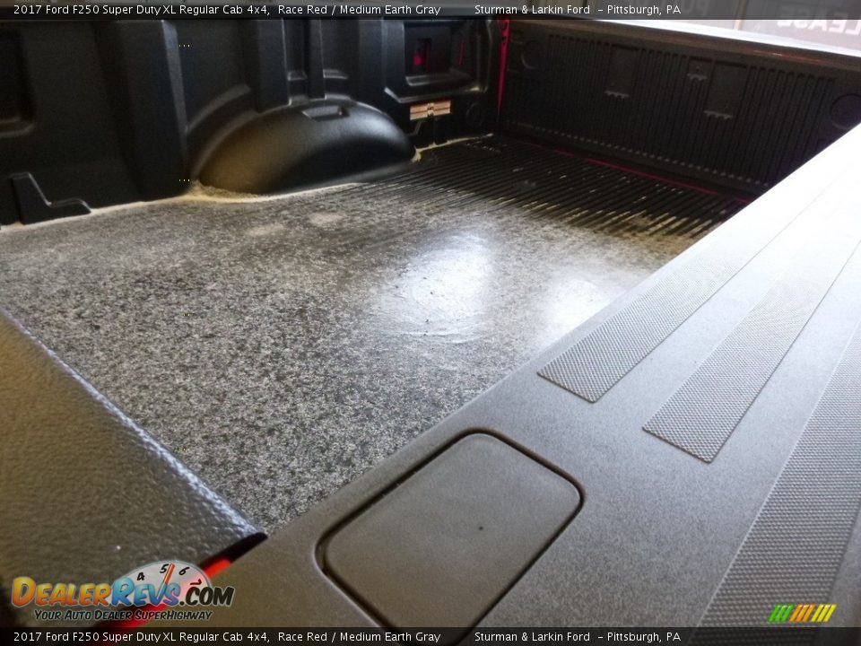 2017 Ford F250 Super Duty XL Regular Cab 4x4 Race Red / Medium Earth Gray Photo #9