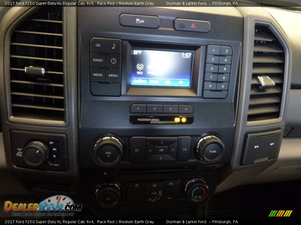 2017 Ford F250 Super Duty XL Regular Cab 4x4 Race Red / Medium Earth Gray Photo #15