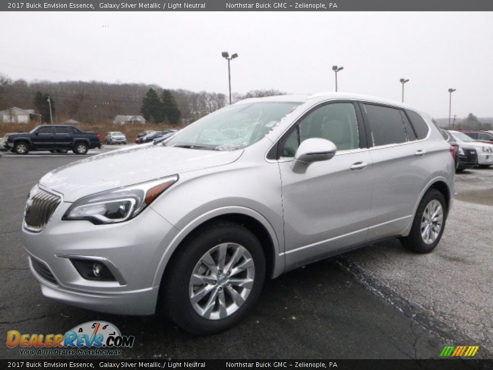 Front 3/4 View of 2017 Buick Envision Essence Photo #1