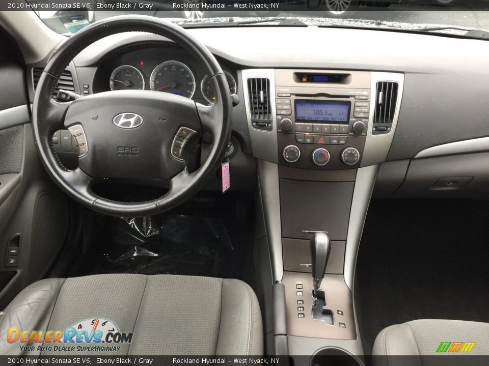 2010 Hyundai Sonata SE V6 Ebony Black / Gray Photo #12