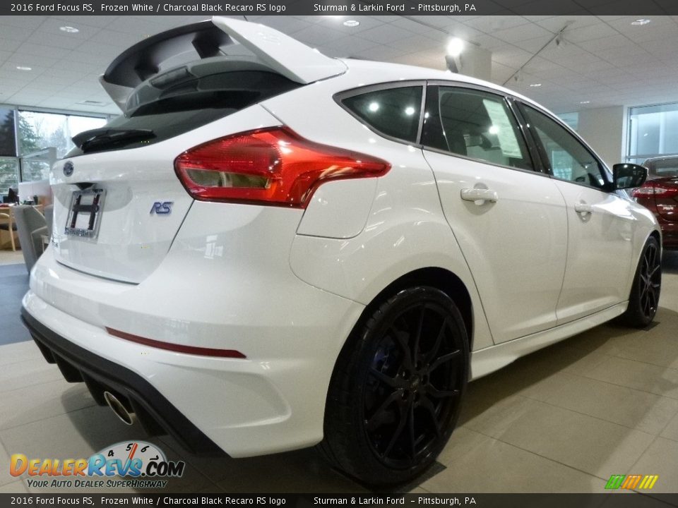 2016 Ford Focus RS Frozen White / Charcoal Black Recaro RS logo Photo #2