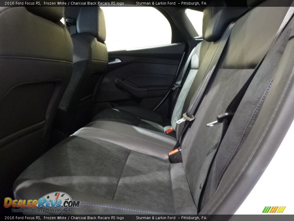 2016 Ford Focus RS Frozen White / Charcoal Black Recaro RS logo Photo #9