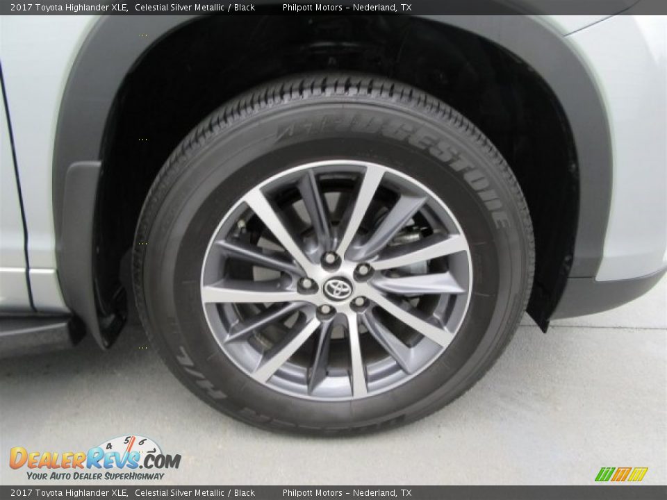 2017 Toyota Highlander XLE Wheel Photo #5