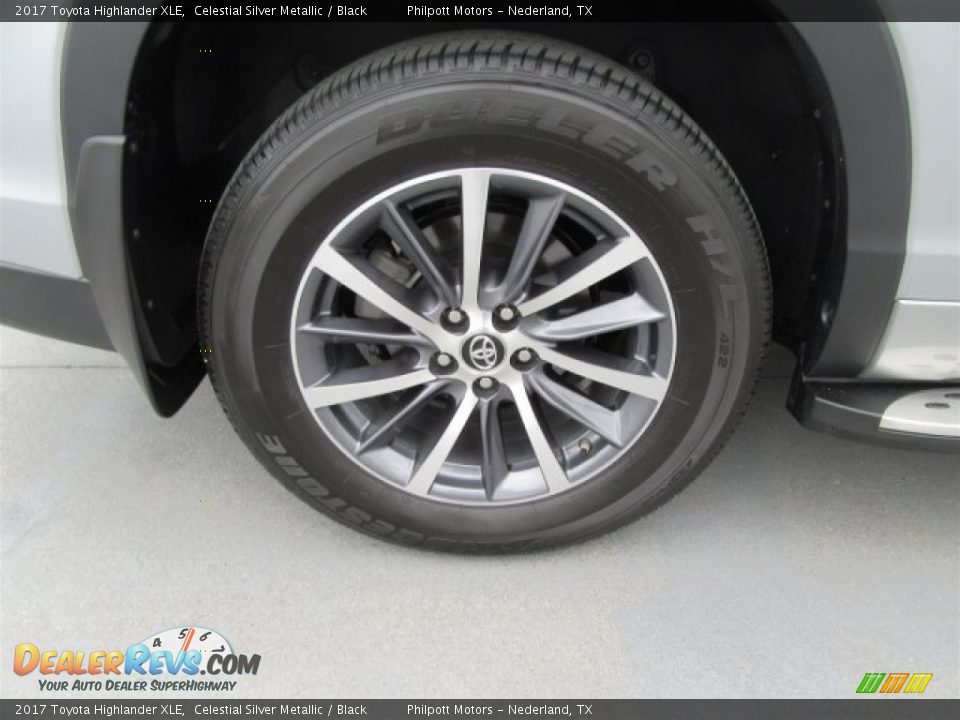 2017 Toyota Highlander XLE Wheel Photo #13