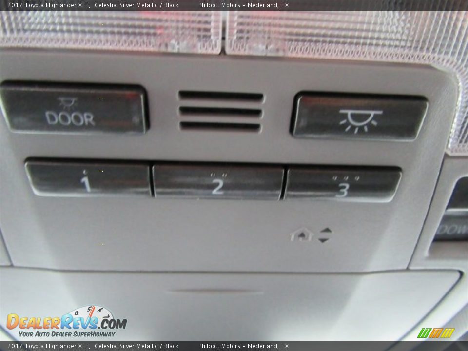 2017 Toyota Highlander XLE Celestial Silver Metallic / Black Photo #21