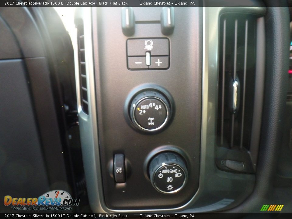 2017 Chevrolet Silverado 1500 LT Double Cab 4x4 Black / Jet Black Photo #27