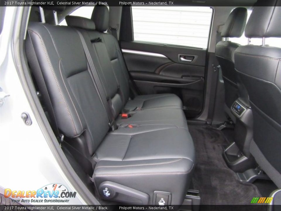 2017 Toyota Highlander XLE Celestial Silver Metallic / Black Photo #36