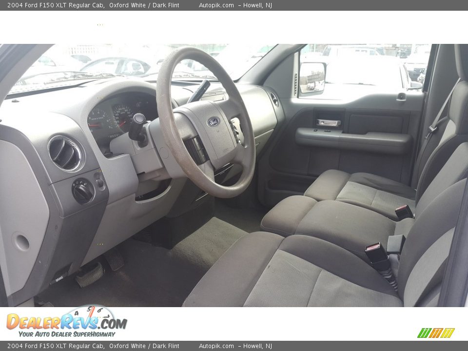 2004 Ford F150 XLT Regular Cab Oxford White / Dark Flint Photo #10