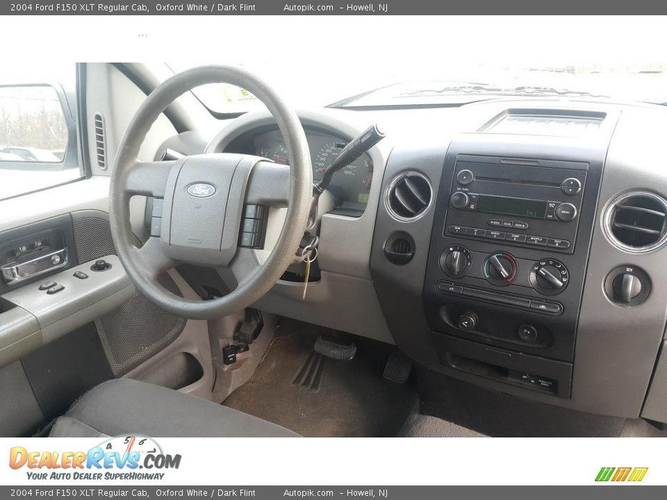 2004 Ford F150 XLT Regular Cab Oxford White / Dark Flint Photo #12